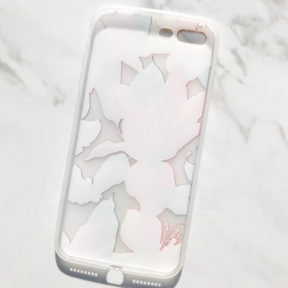 NEW iPhone 7/8/7+/8+ Bright Floral Soft Case - Picture 3 of 3